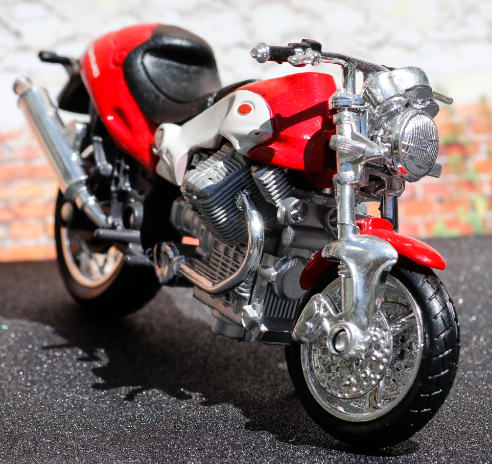 Maisto Moto Guzzi Centauro